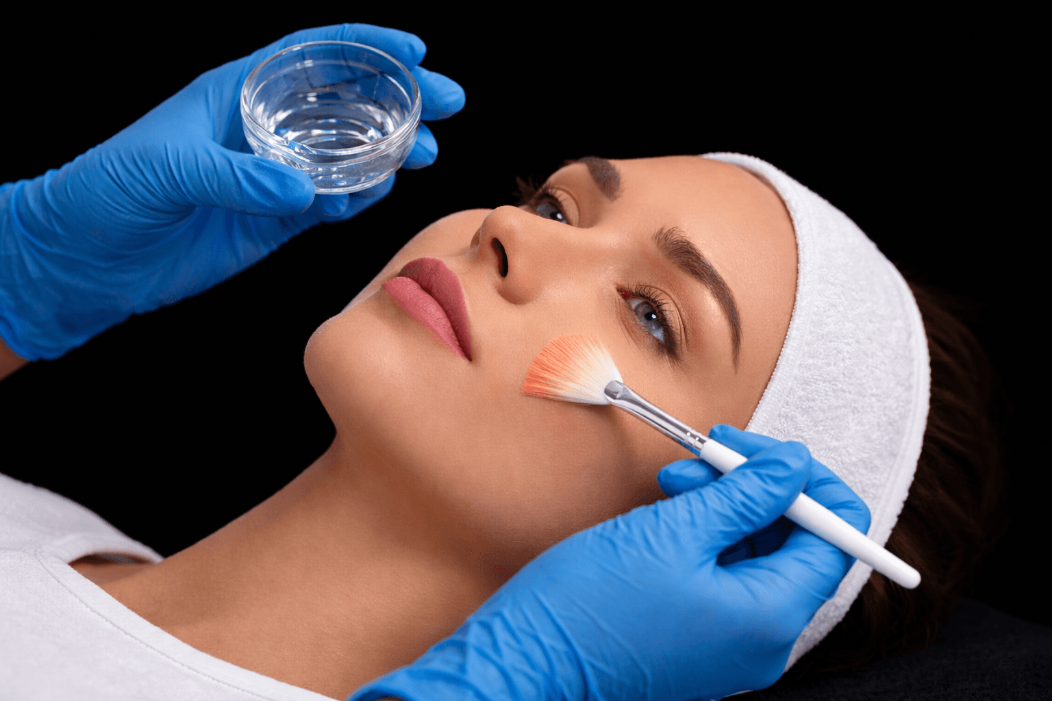 Peeling Chimico - Trattamento estetico per rinnovamento e levigatura della pelle